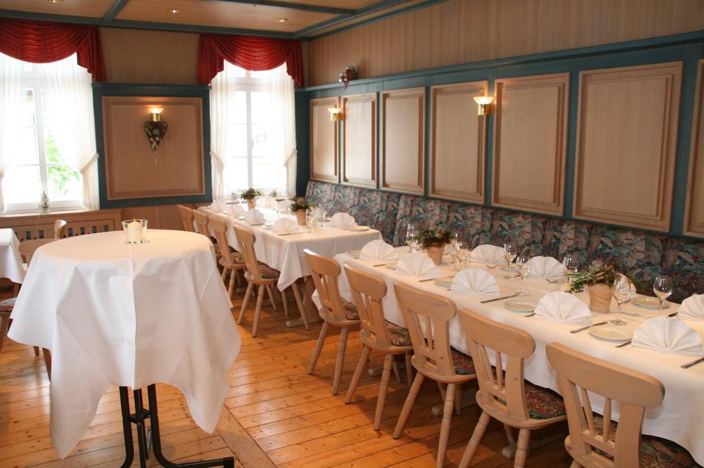 Hotel Muehlenhof Lollar ภายนอก รูปภาพ