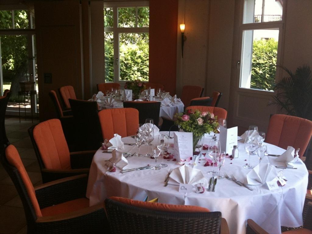 Hotel Muehlenhof Lollar ภายนอก รูปภาพ